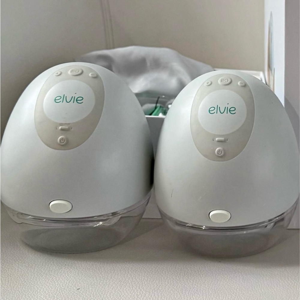 Elvie White Wearable Breast Pump